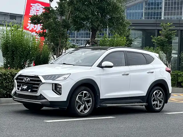 Hyundai Tucson 2019 280TGDi Dual-clutch 2WD Fashion Edition China VI
