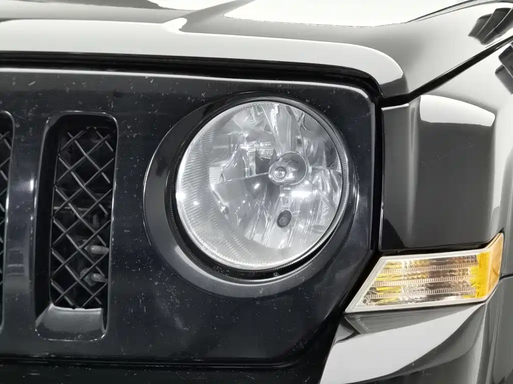 Jeep Patriot 2013 2014 2.4L Sport