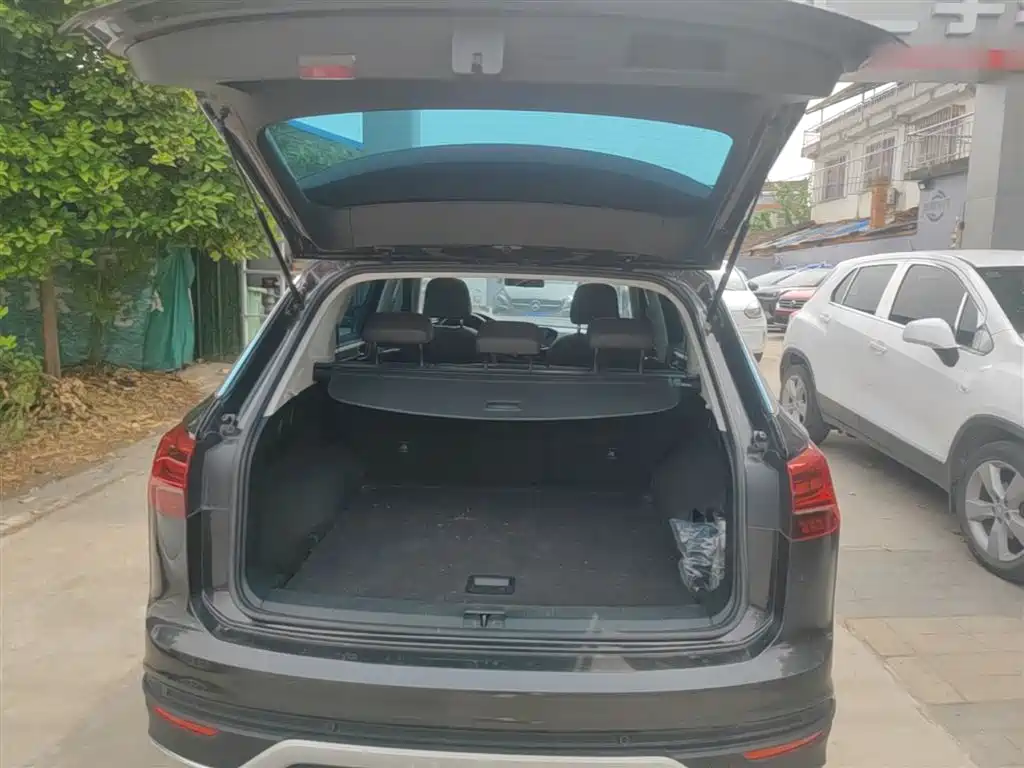 Volkswagen Tayron 2019 330TSI 2WD Luxury China VI фото 19