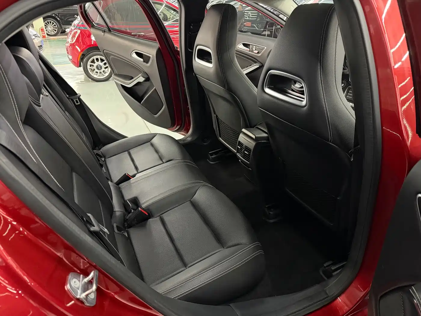 Mercedes-Benz GLA 2018 GLA 220 4MATIC Sport фото 6