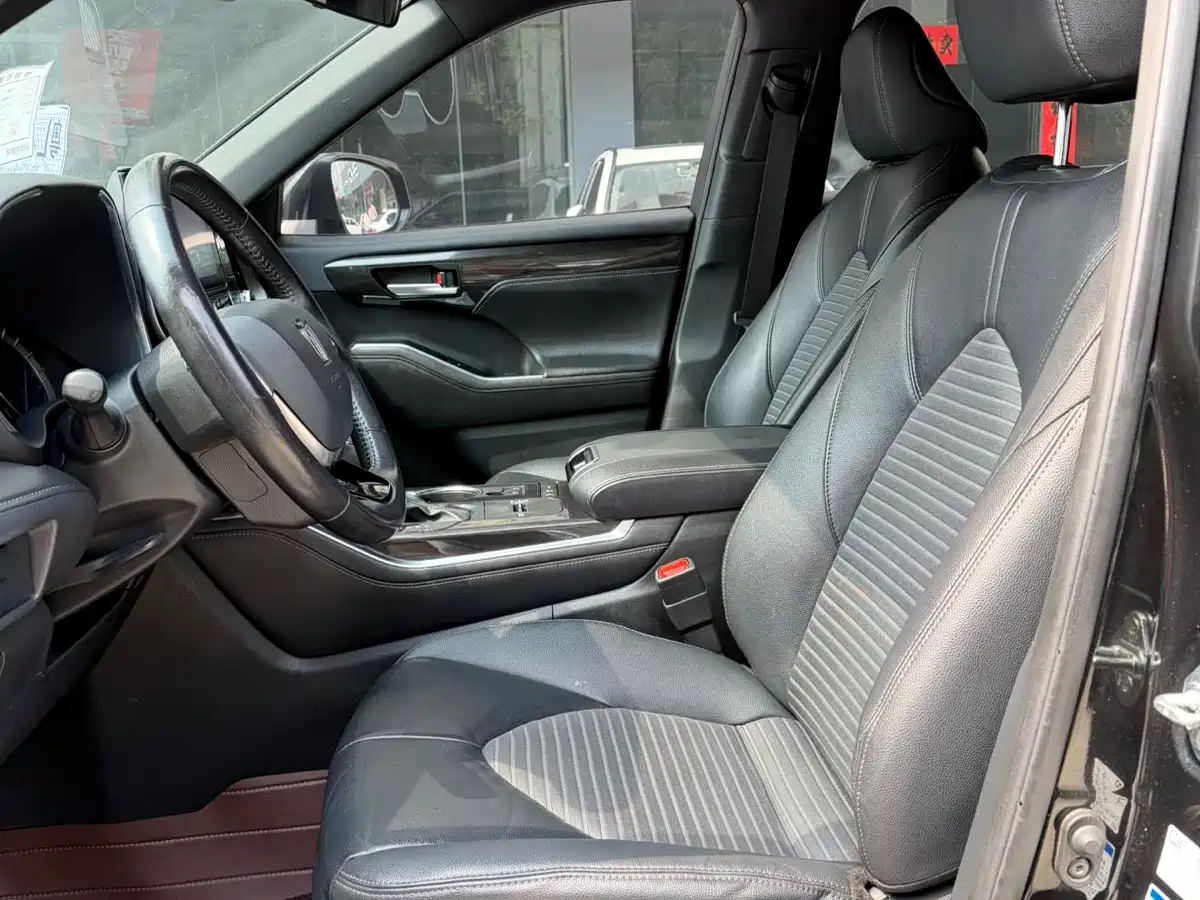 Toyota Crown Kluger 2022 2.5L HEV 4WD Luxury Edition фото 6