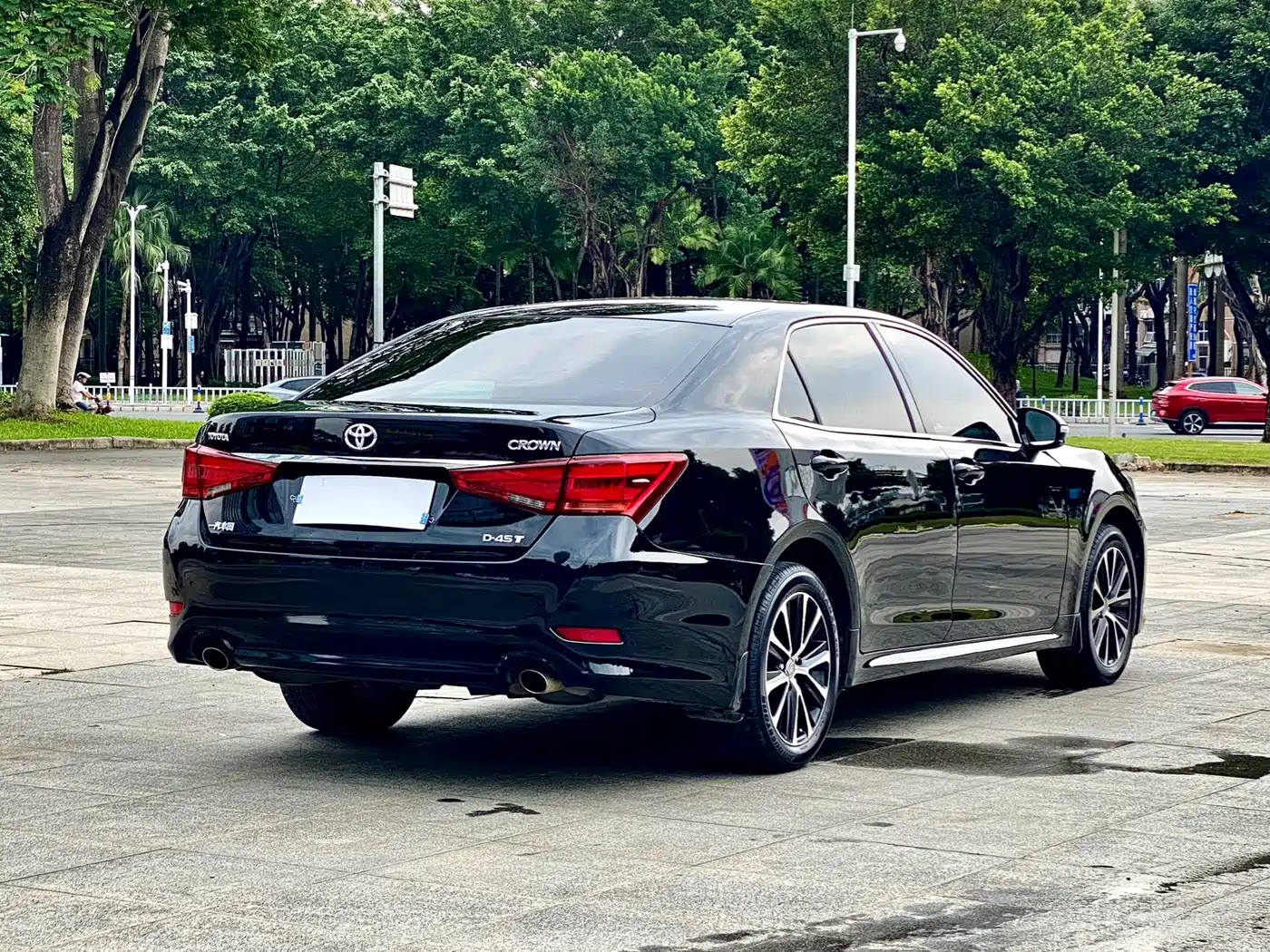 Toyota Crown 2018 2.0T Fashion Edition фото 9