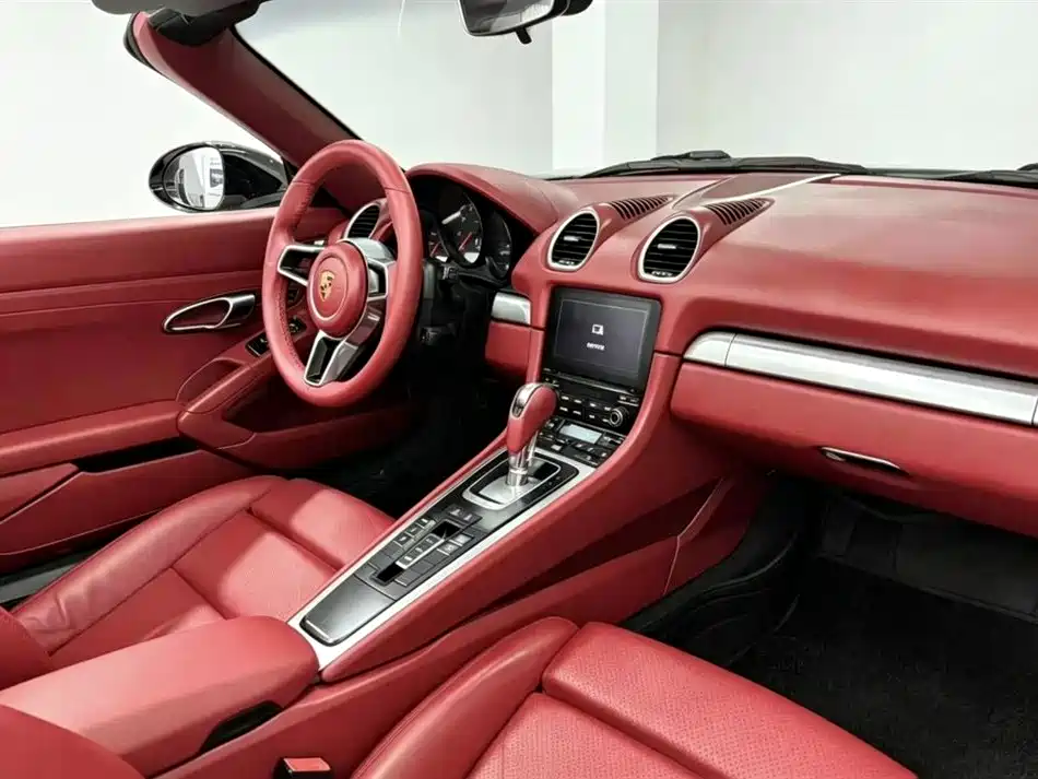 Porsche 718 2016 Boxster 2.0T фото 4
