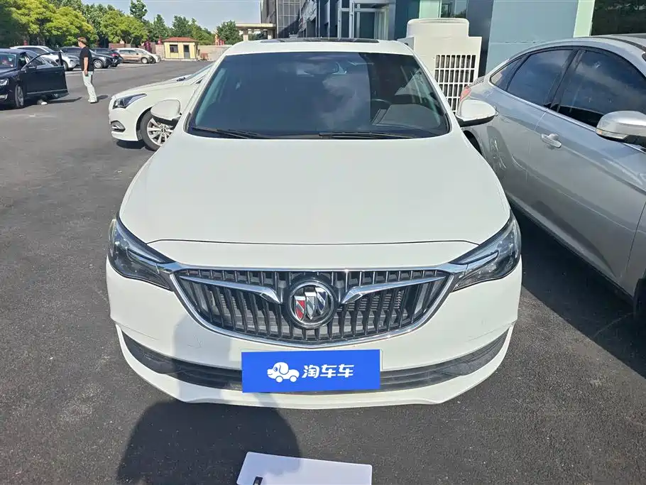 Buick Excelle 2019 18T Auto Connected Elite China VI фото 2