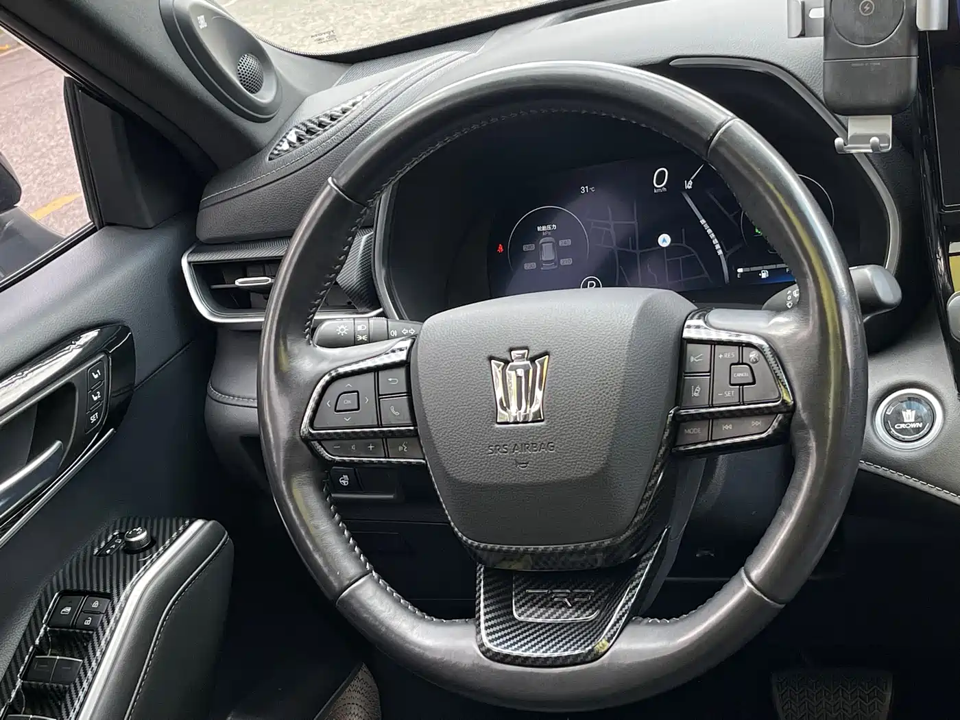 Toyota Crown Kluger 2021 2.5L HEV AWD Flagship Edition фото 7