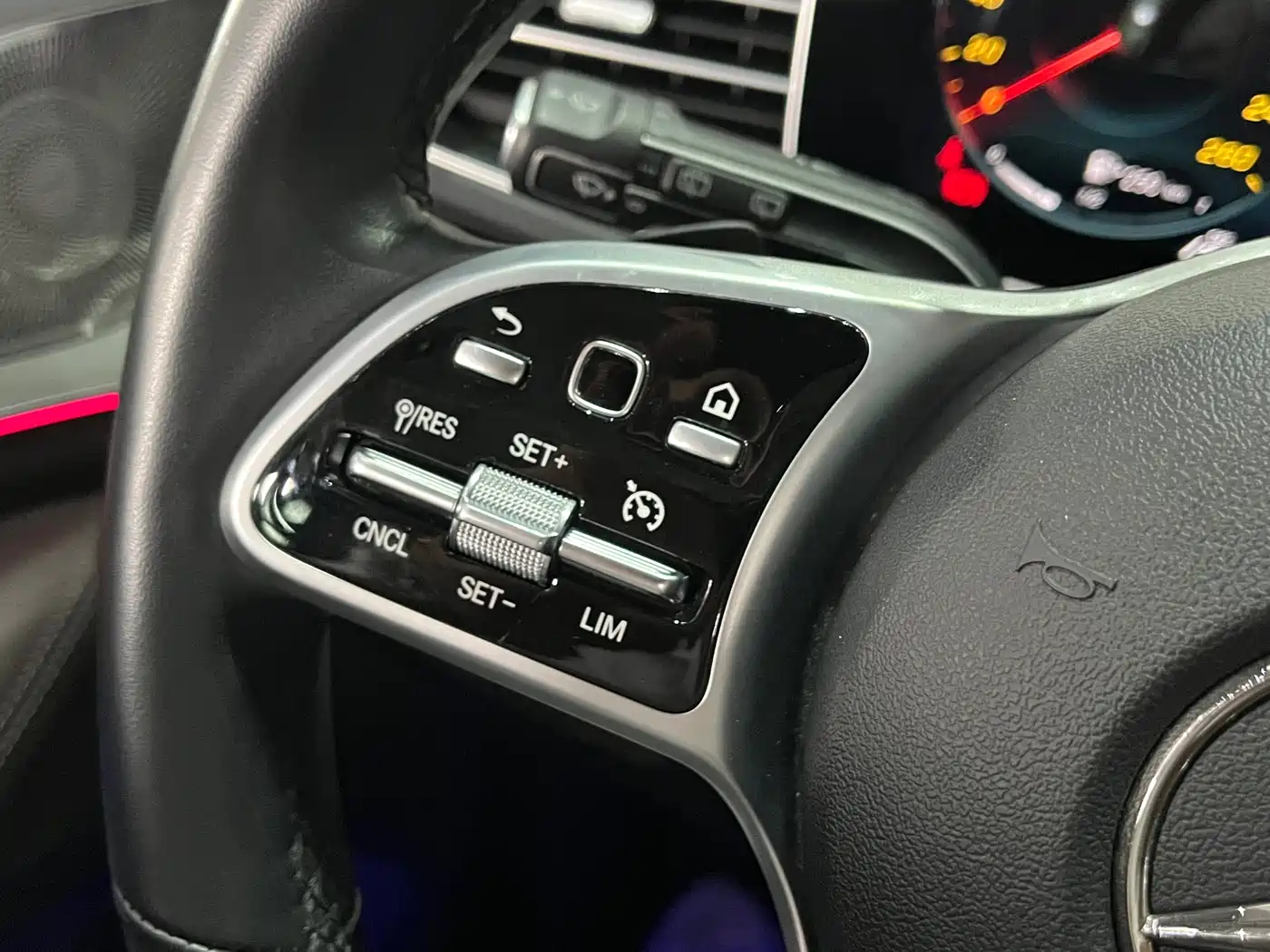Mercedes-Benz GLE 2022 GLE 450 4MATIC Dynamic фото 19