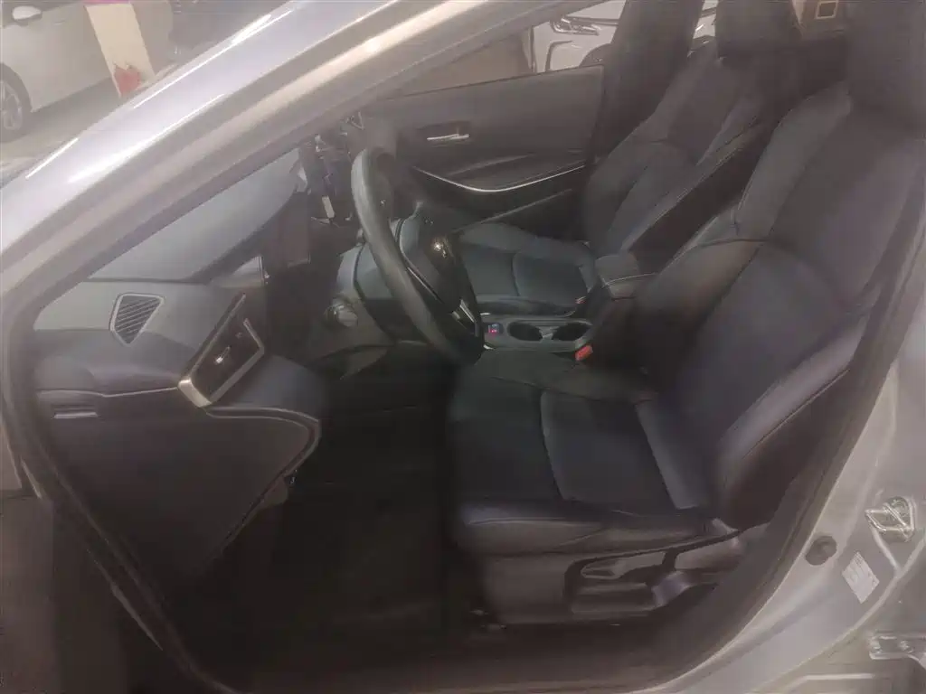 Toyota Levin 2022 Dual Engine 1.8H E-CVT Luxury Edition фото 14