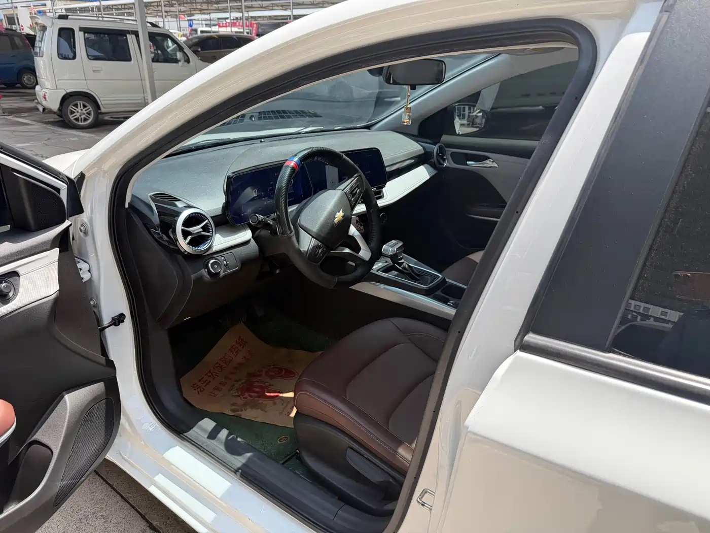CHEVROLET CRUZE