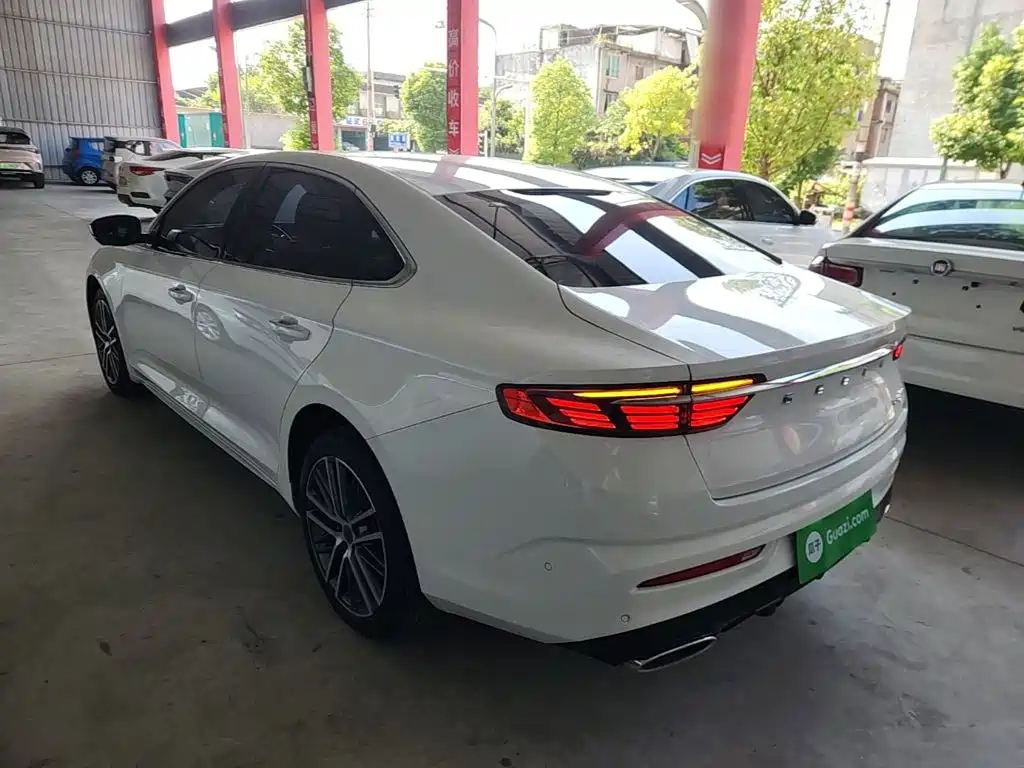 Фото 5 - Geely Preface