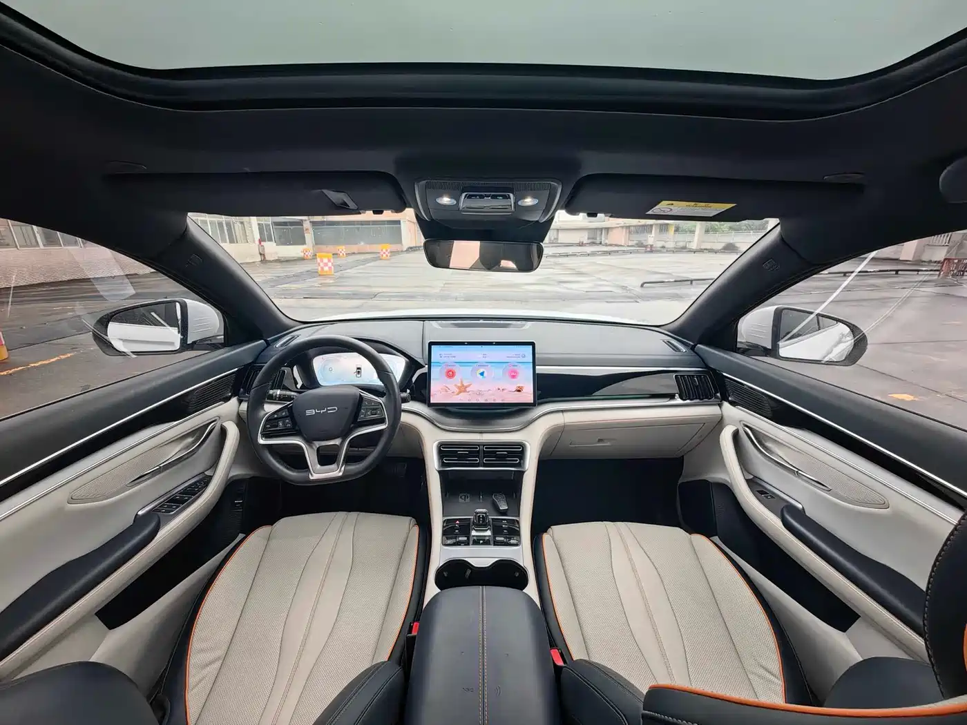 BYD Song PLUS PHEV 2024 Glory Edition DM-i 150km Flagship PLUS фото 18