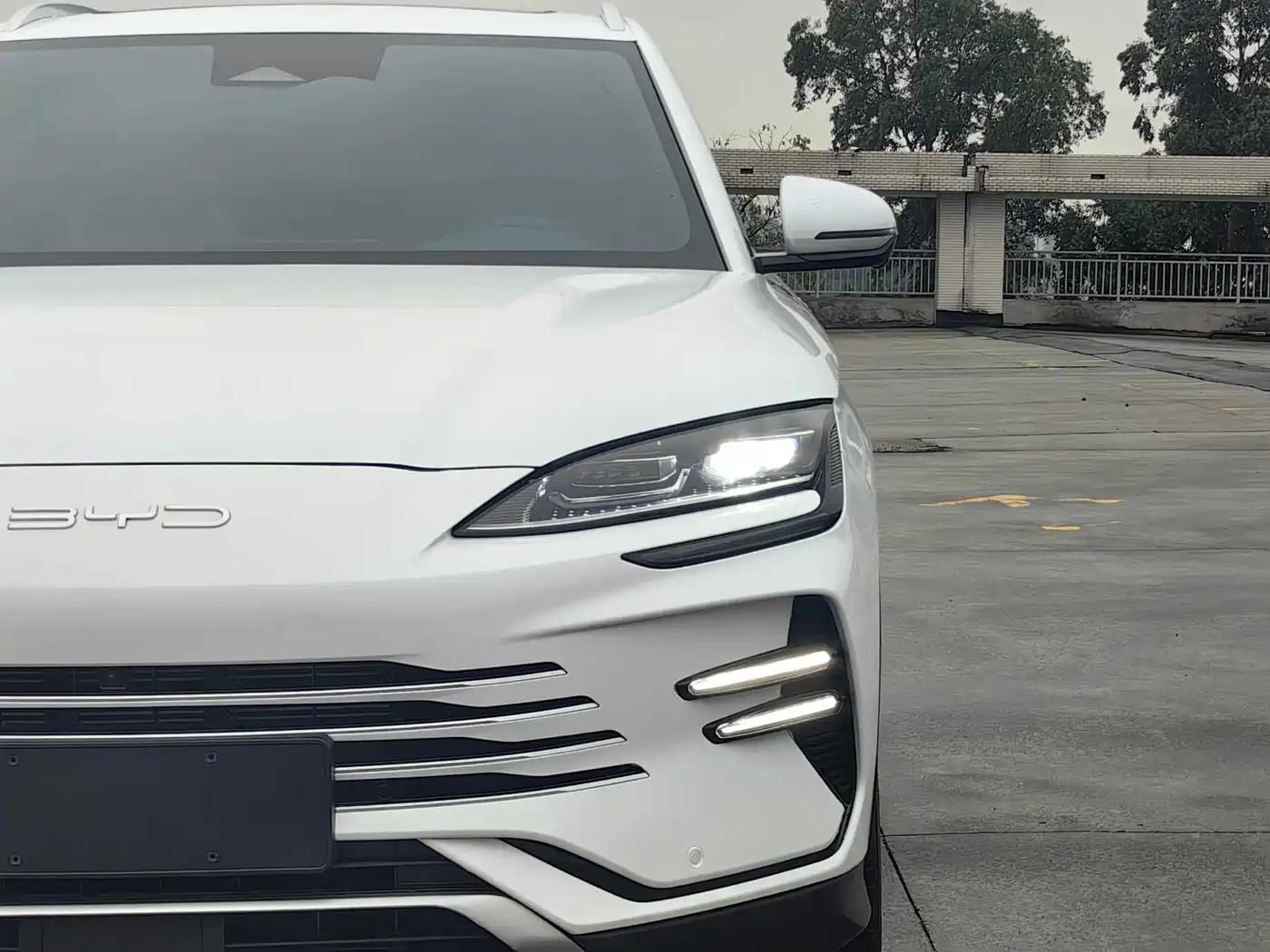 BYD Song PLUS PHEV 2024 Glory Edition DM-i 150km Flagship PLUS фото 3