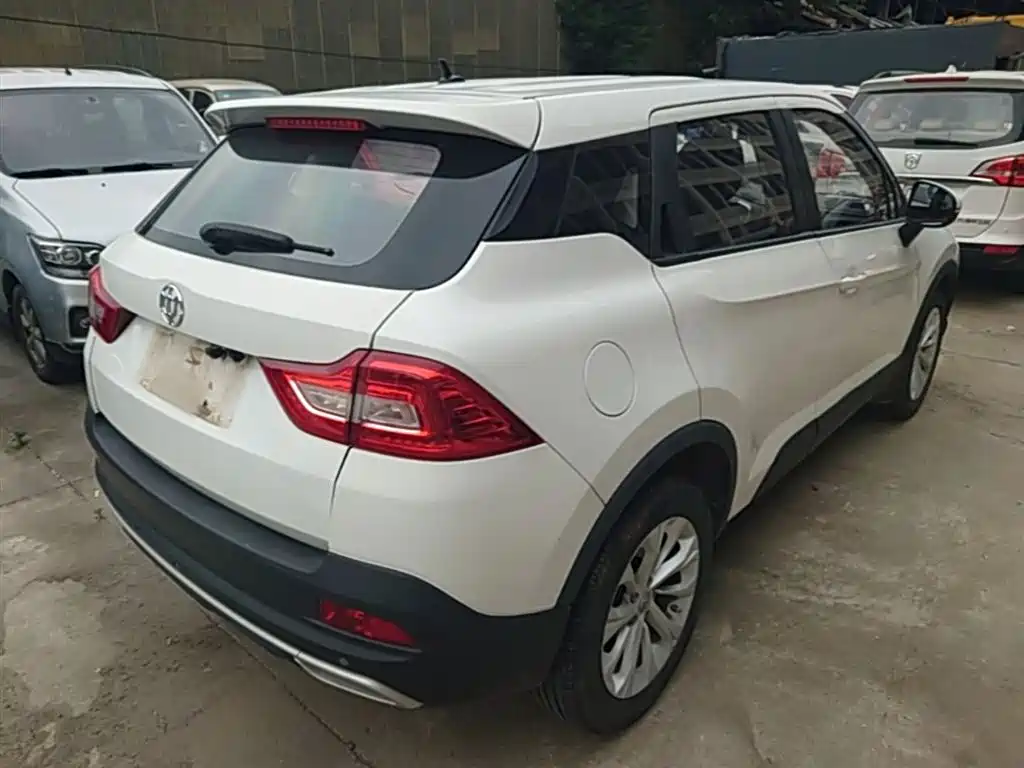 Zhonghua V3 2019 2017 1.5L Manual Comfort