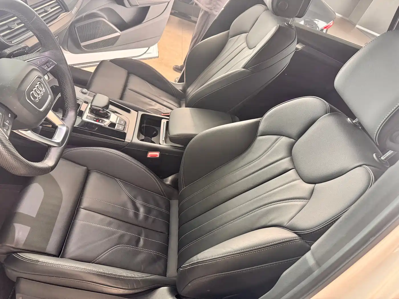Audi Q5L 2023 45T Luxury Dynamic фото 14