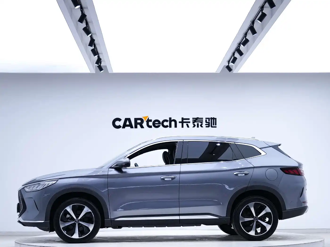BYD Song PLUS PHEV 2021 DM-i 51KM Honor фото 2