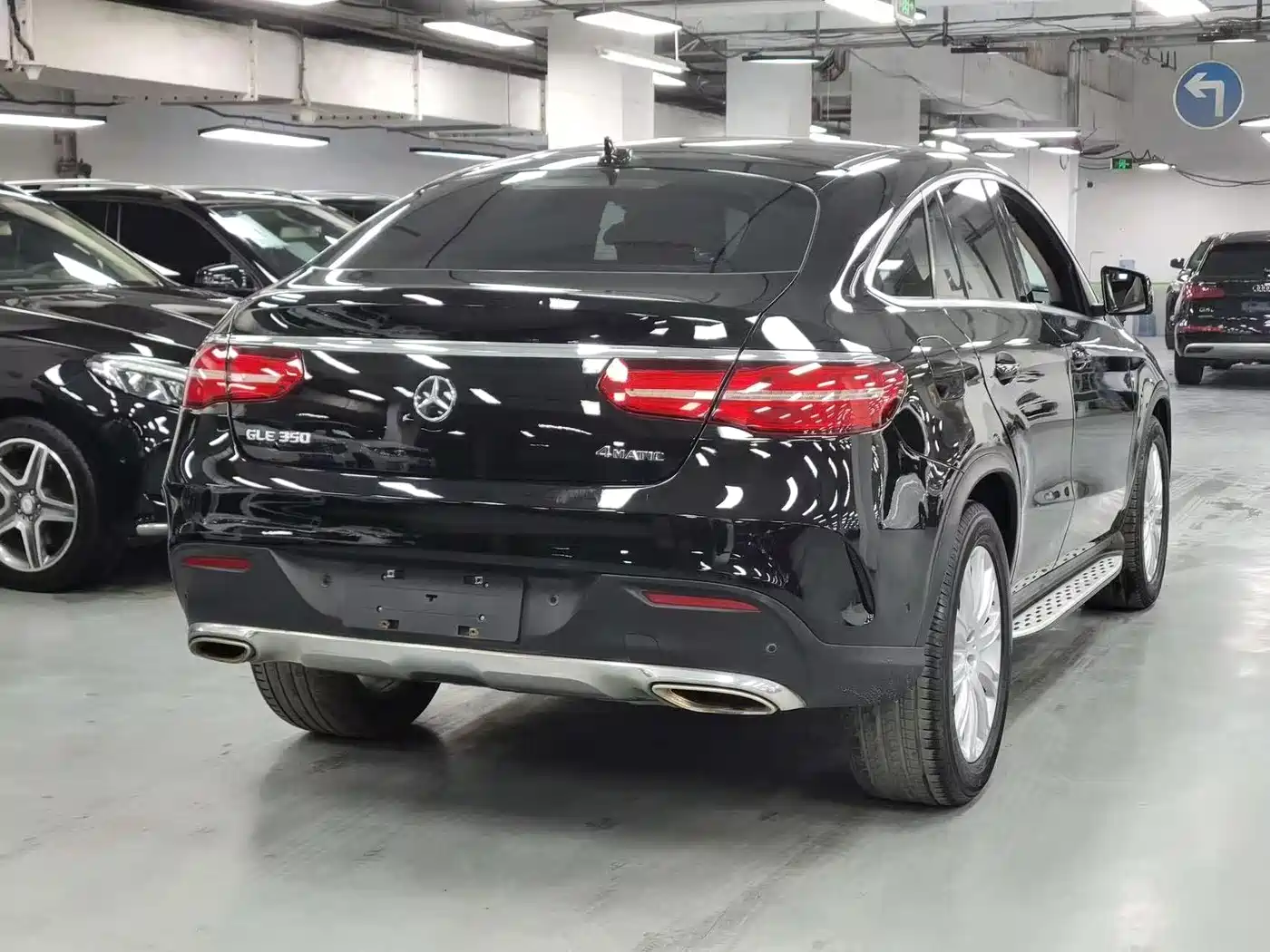 Mercedes-Benz GLE Coupe 2015 GLE 320 4MATIC Coupe SUV фото 17
