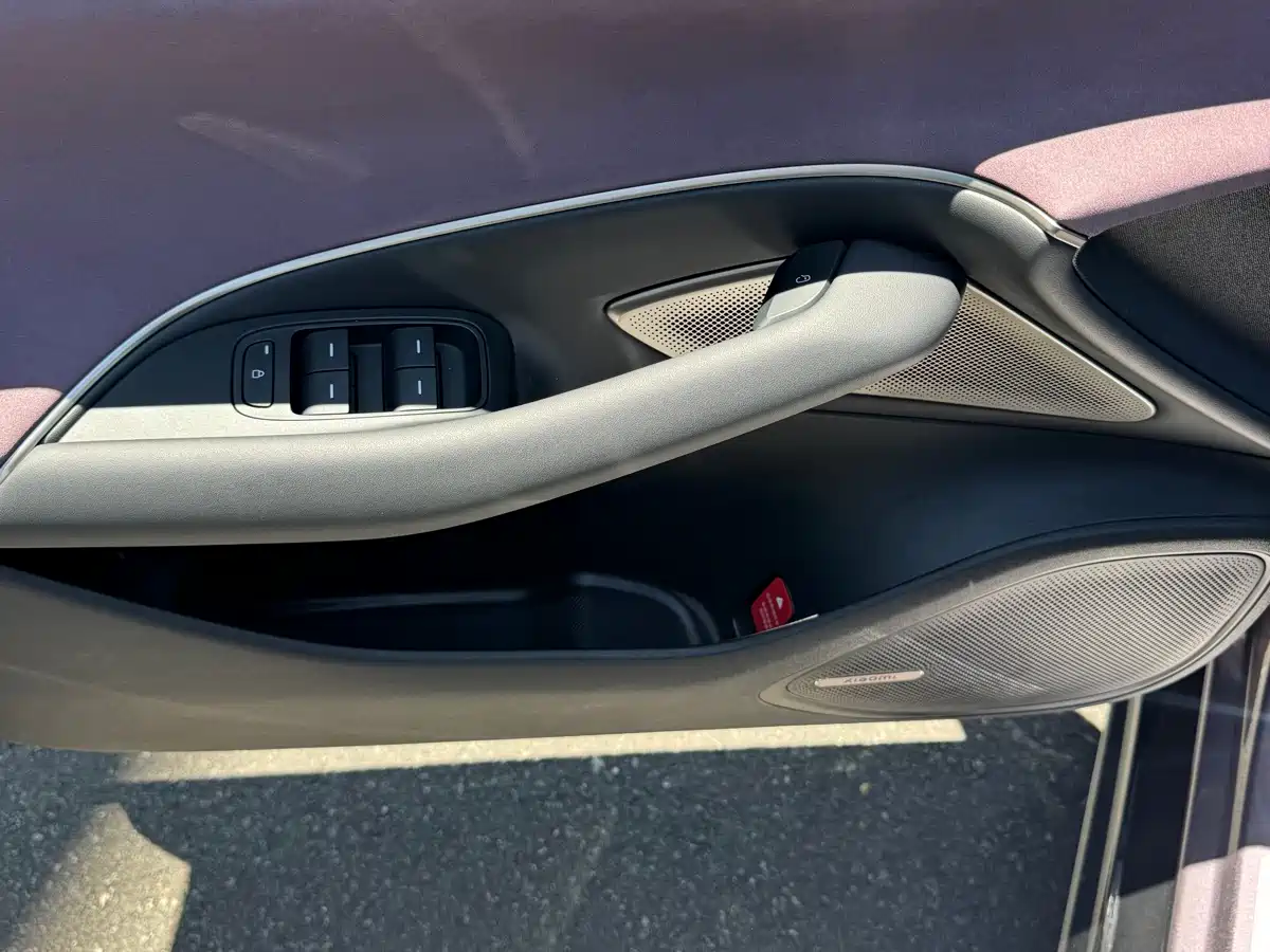 Xiaomi Auto Xiaomi SU7 2024 RWD Ultra Long Range Advanced Smart Driving Pro Edition фото 11