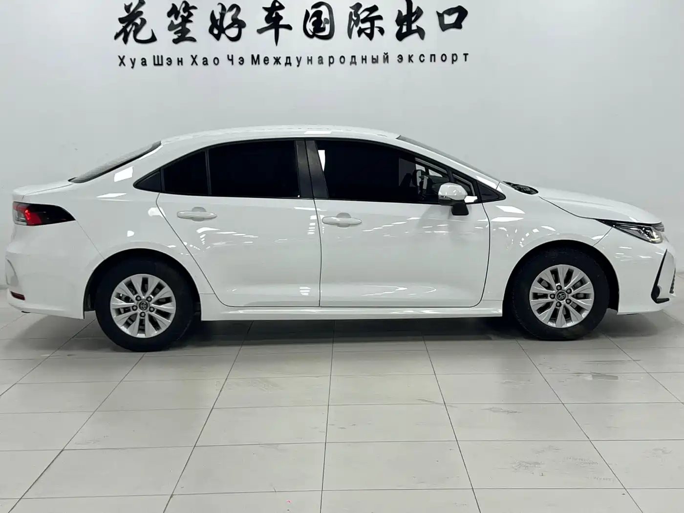 Toyota Corolla 2023 1.5L Pioneer Edition фото 4