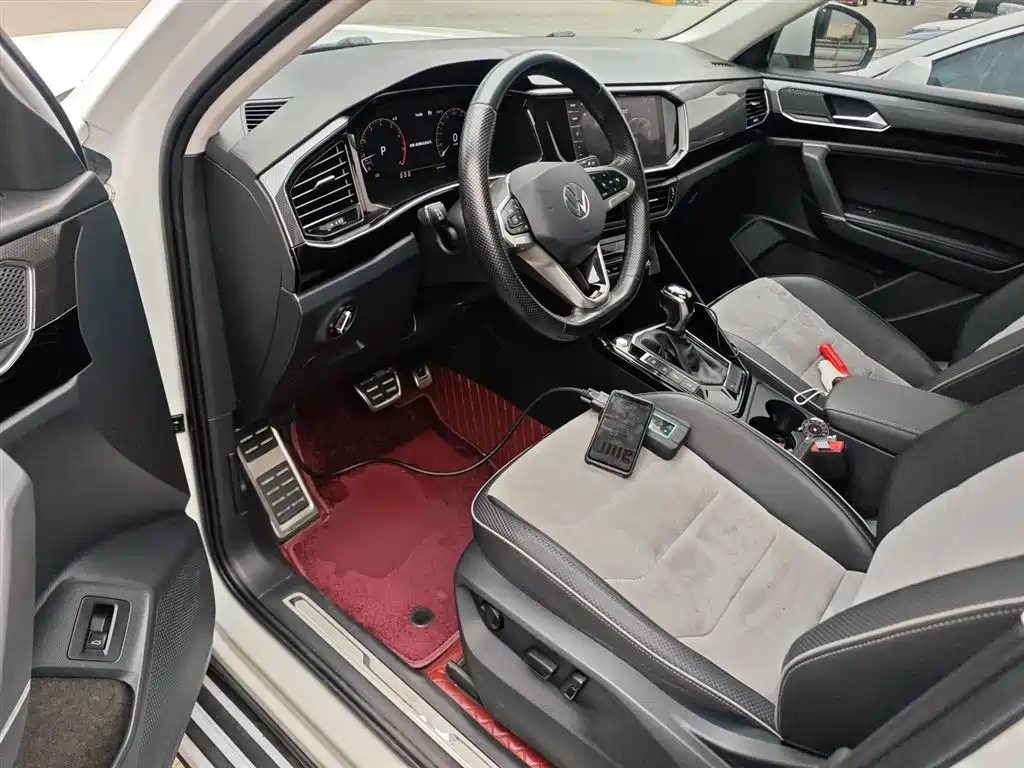 Volkswagen Tayron X 2020 330TSI 2WD Premium Smart Edition фото 16
