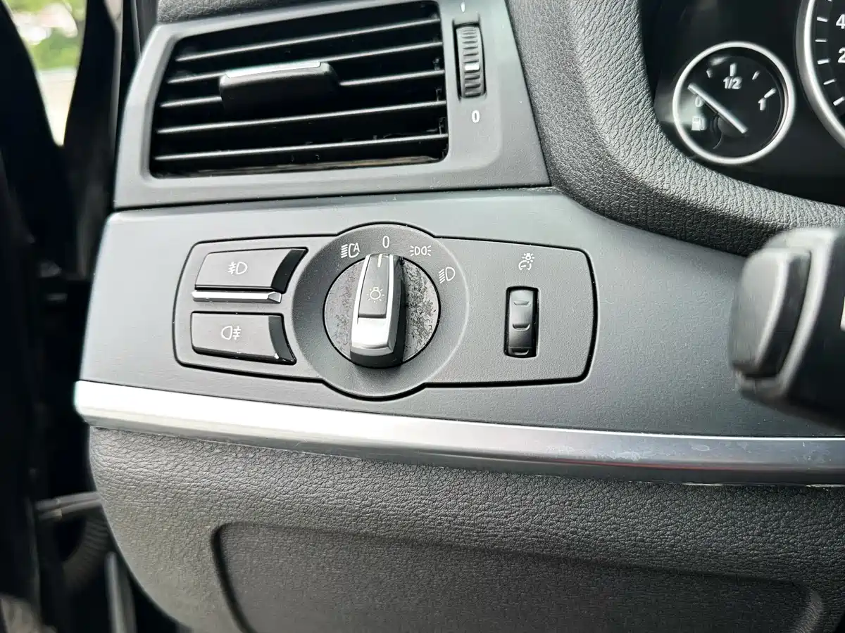 BMW X3 (Import) 2011 xDrive35i Luxury фото 12