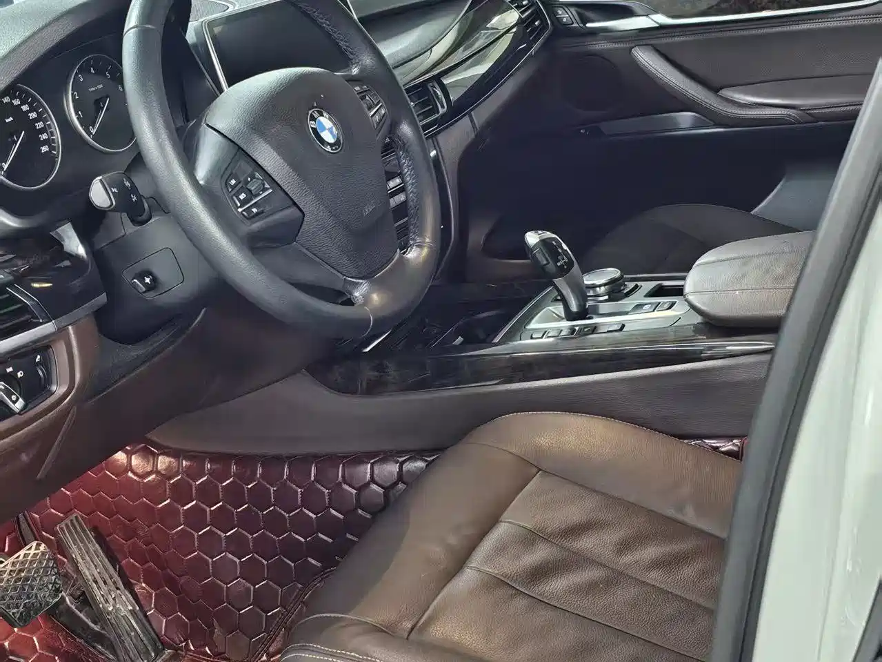 BMW X5 (Import) 2015 xDrive28i фото 7