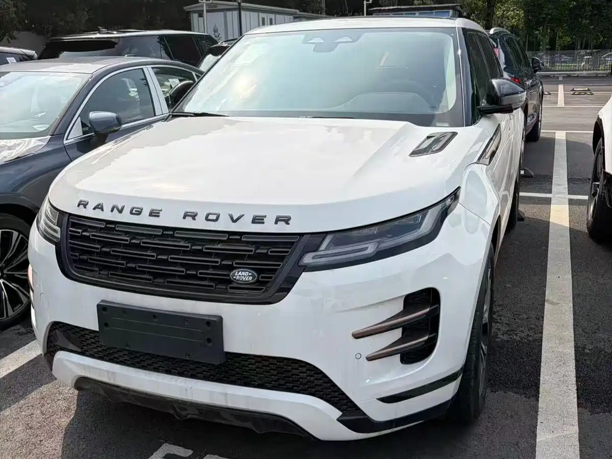 Land Rover Range Rover Evoque 2026 Range Rover Evoque L SE