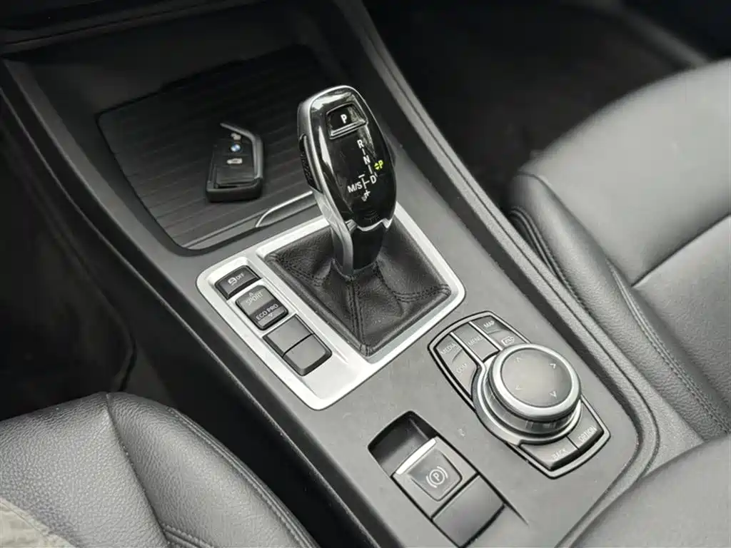 BMW 1 Series 2021 120i M Sport фото 7