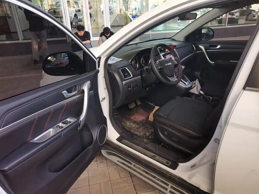 Haval H6 2017 Red Label Sport 1.5T Automatic 2WD Luxury фото 16