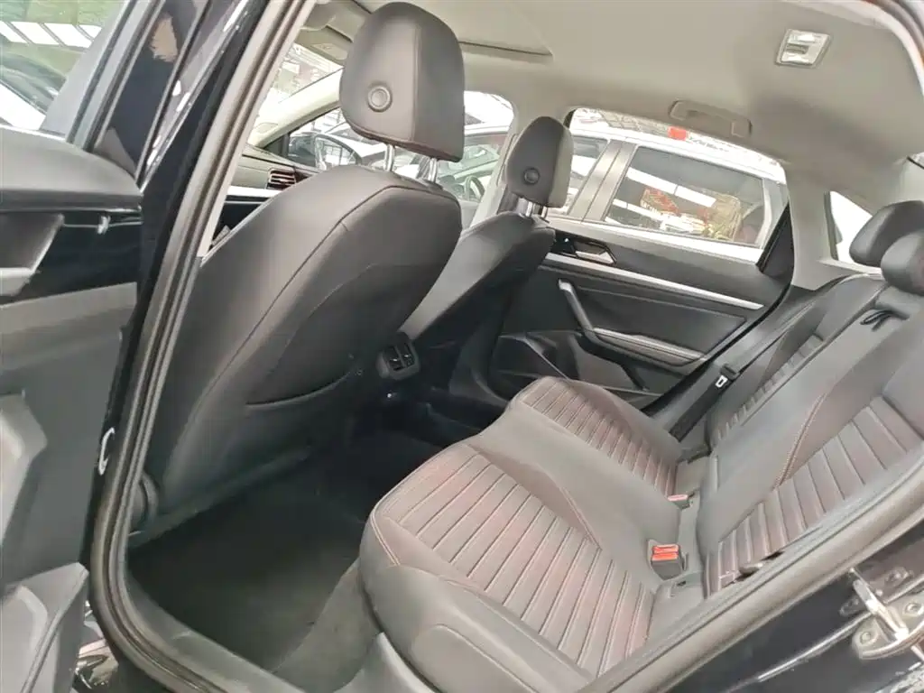 Volkswagen Lavida 2023 280TSI DSG Starlight Comfort Edition фото 17