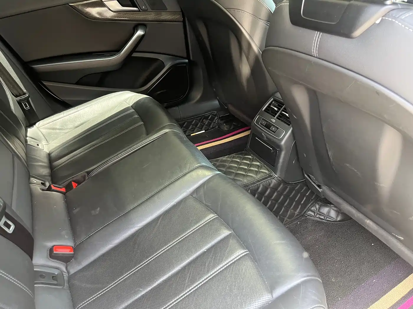 Audi A4L 2020 40 TFSI Fashion Dynamic Edition фото 5