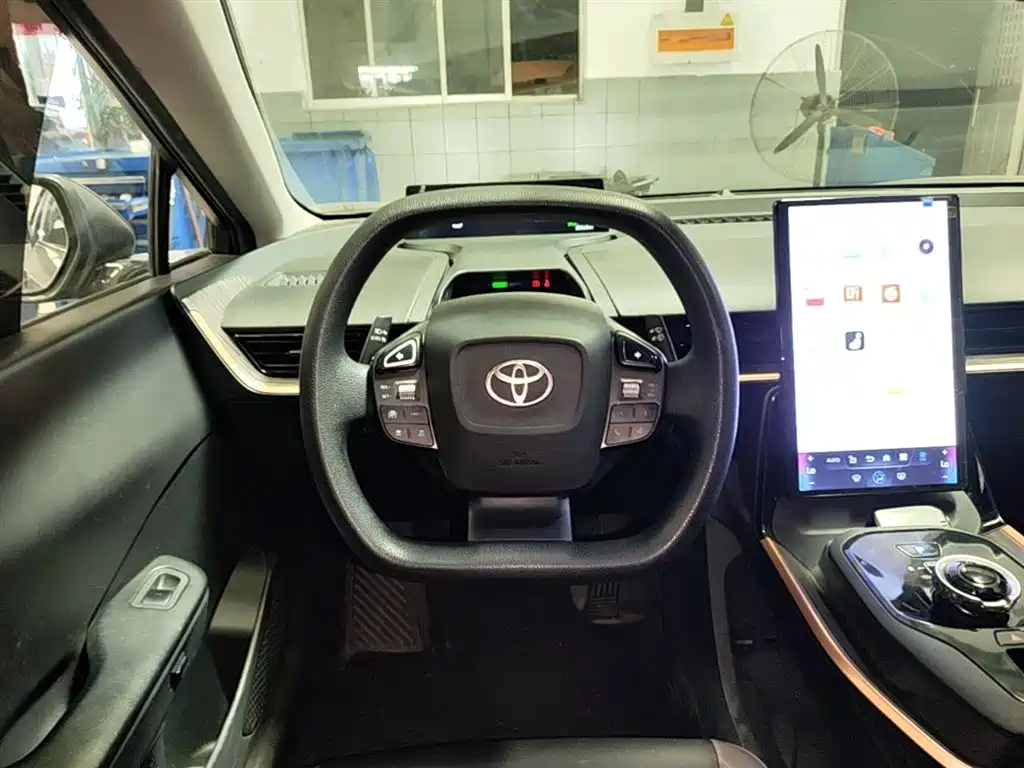 Toyota bZ3 2023 616km Long Range PRO фото 11