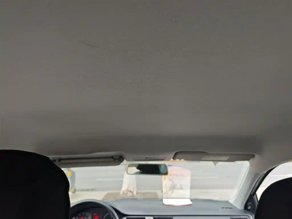 Volkswagen Santana 2016 1.6L Manual Trend Edition фото 18
