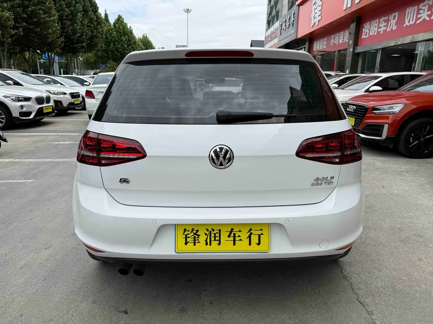 Volkswagen Golf 2017 230TSI Auto Luxury Millionth Anniversary Edition фото 5