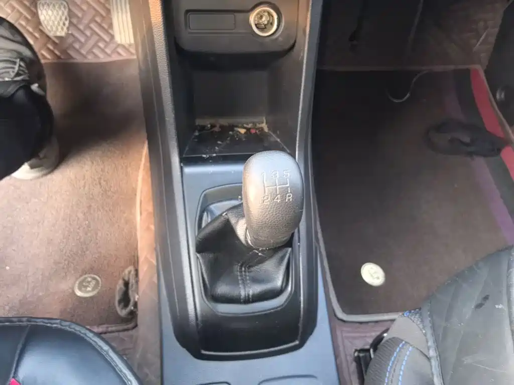 Baojun 310 2021 2020 1.2L Manual Value Edition