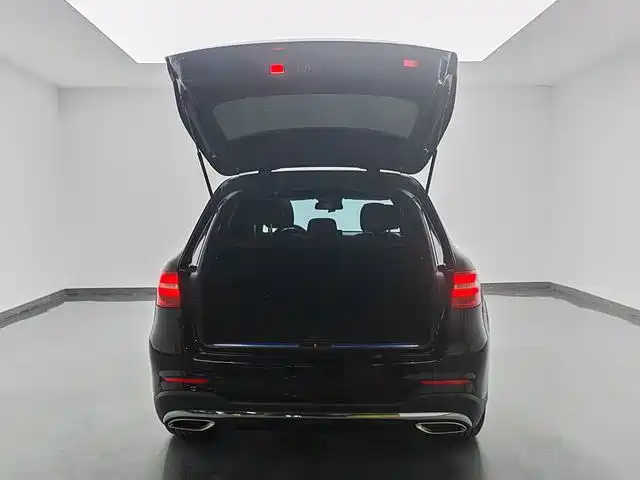 Mercedes-Benz GLC 2018 GLC 260 4MATIC Luxury фото 12