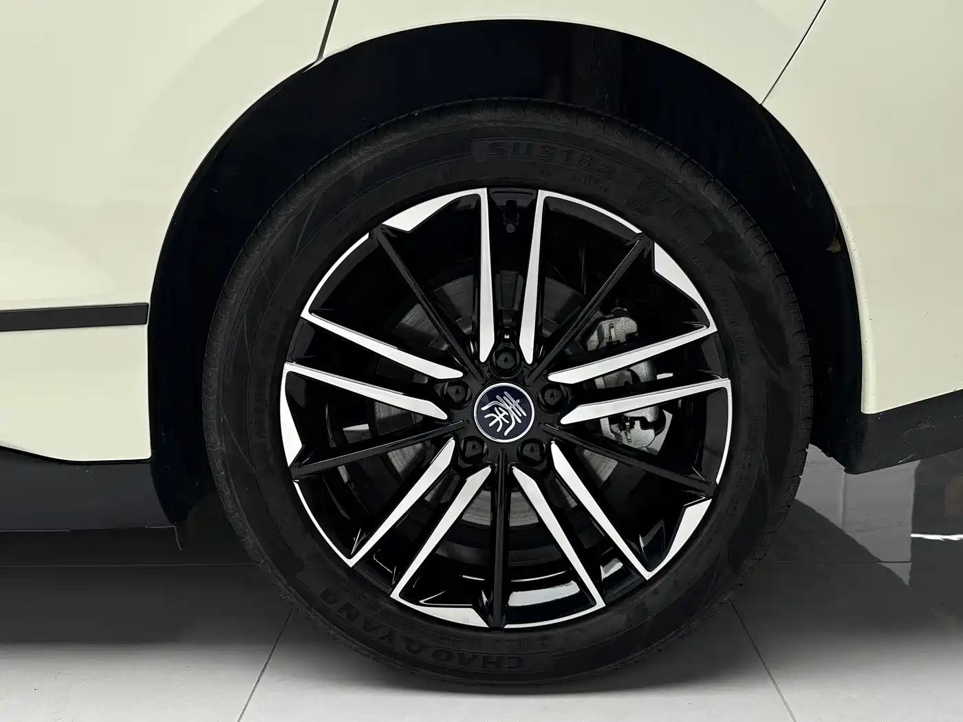 BYD Qin L 2025 Model EV 545KM Excellence Edition фото 17