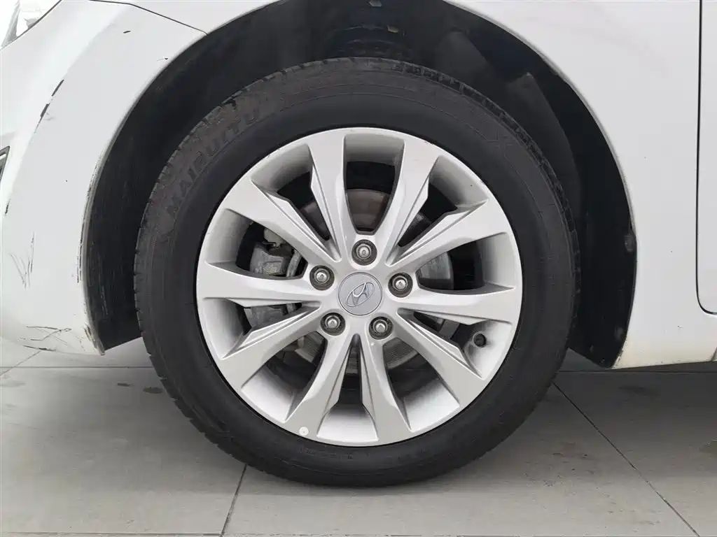 Hyundai Langdong 2016 1.6L Automatic Premium Edition фото 17