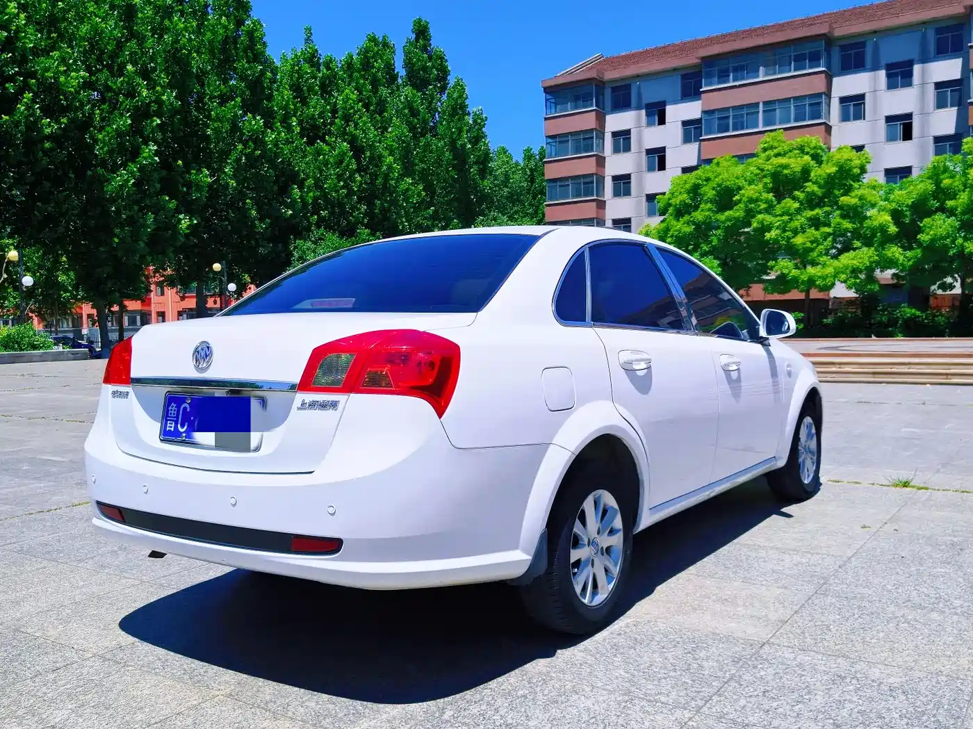 Buick Excelle 2013 1.5L Manual Classic Edition фото 15