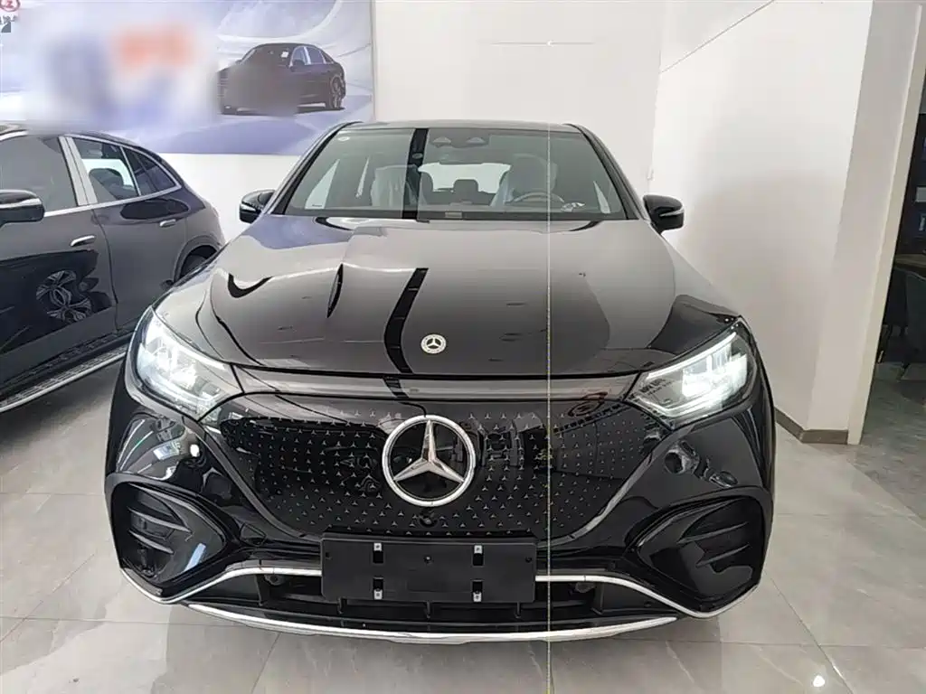 Mercedes-Benz EQE SUV 2024 500 4MATIC Luxury Edition фото 3