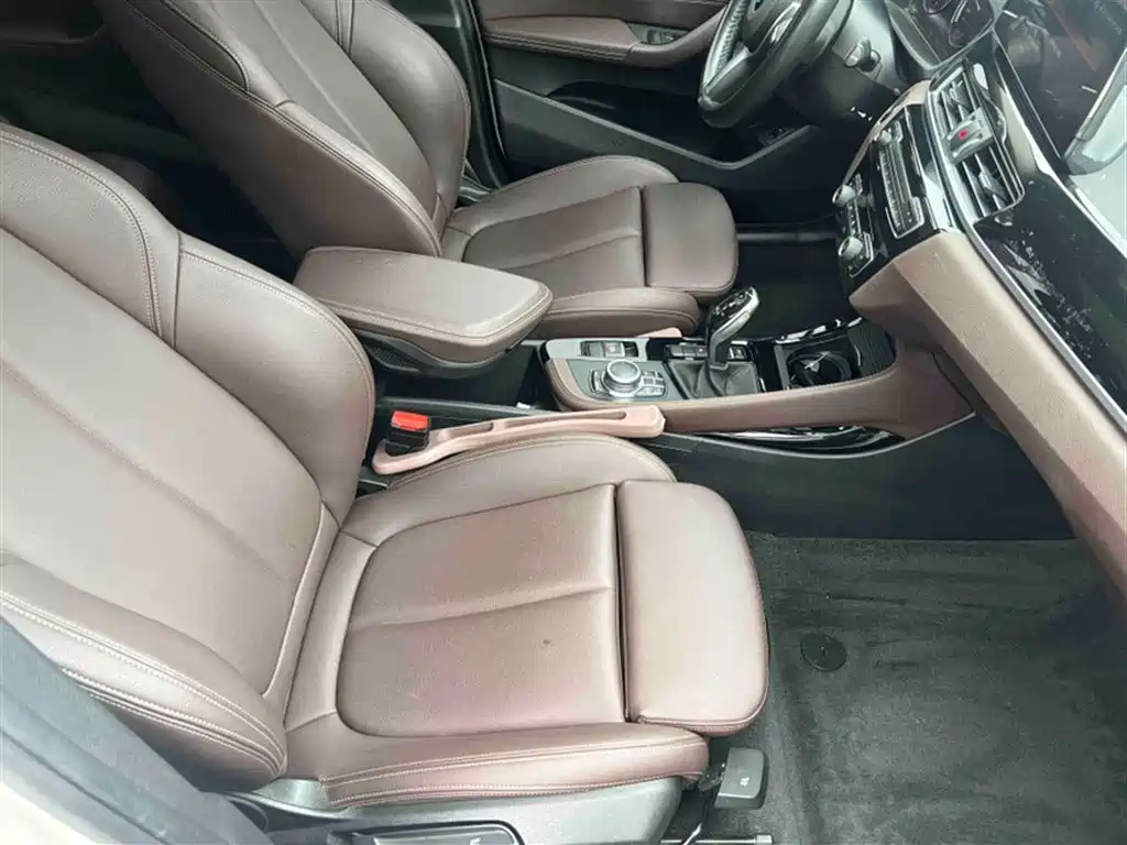 BMW X1 2021 sDrive20Li Exclusive фото 17