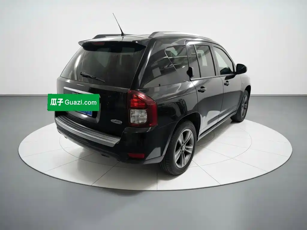 Jeep Compass (Import) 2015 2014 Facelift 2.4L 4WD Comfort Edition