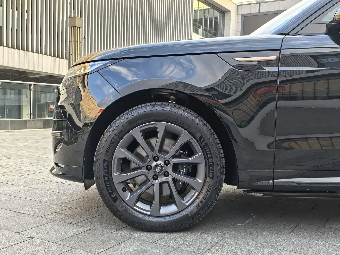 Land Rover Range Rover Sport 2023 400PS Dynamic SE фото 22
