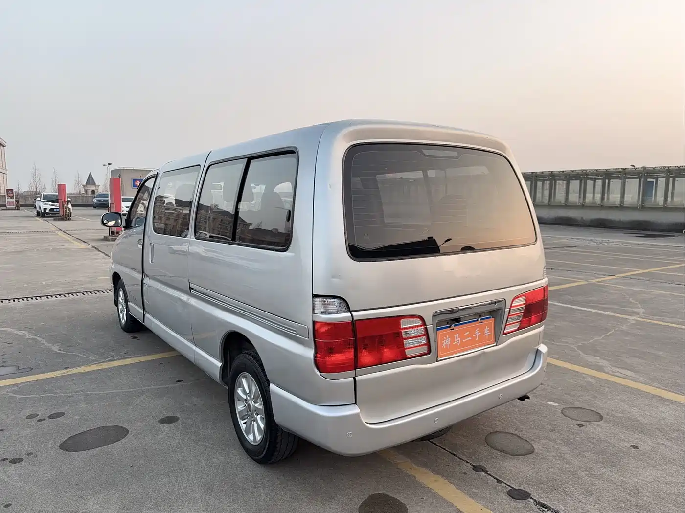 Jinbei Grace 2015 2015 2.0L Classic Edition Base Model Long Wheelbase 7-Seater