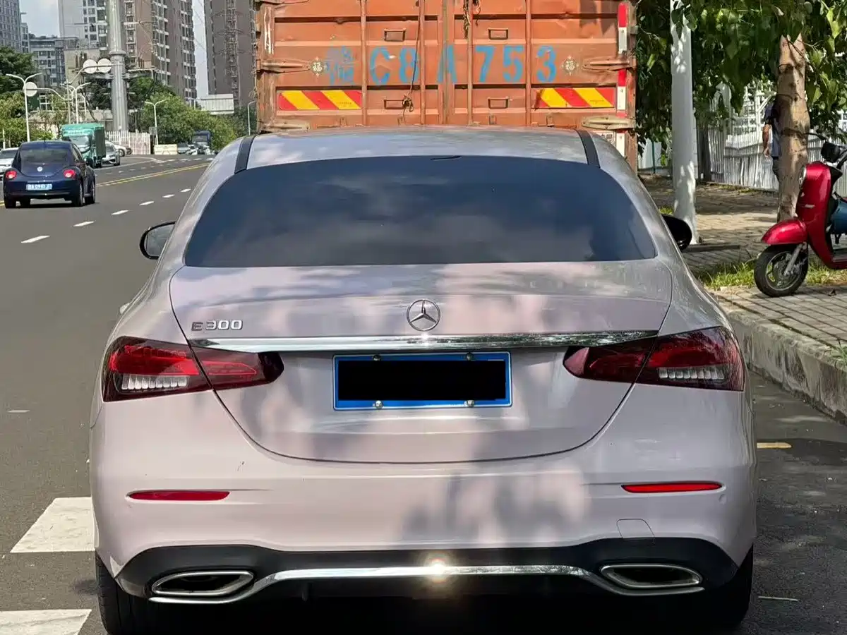 Mercedes-Benz E-Class 2017 E 200 Sport фото 8