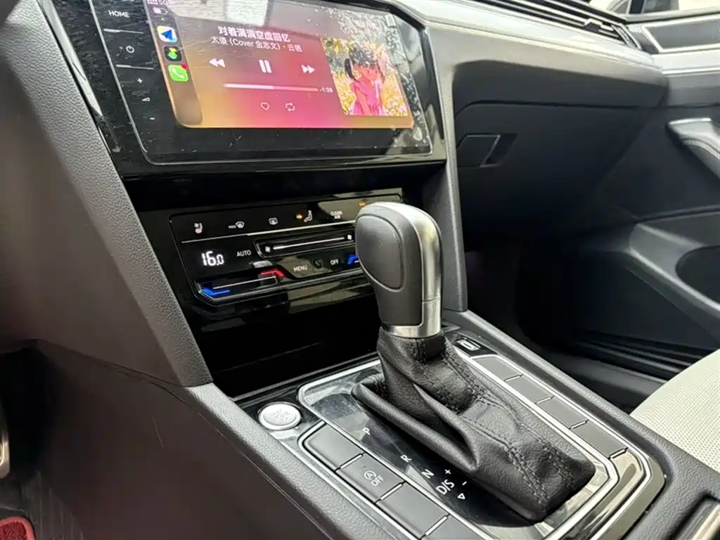 Volkswagen Magotan 2025 Popular Edition 330TSI DSG Luxury фото 21