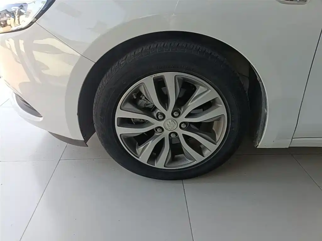 Buick Excelle 2021 Facelift 1.3T Auto Mild Hybrid Elite фото 23
