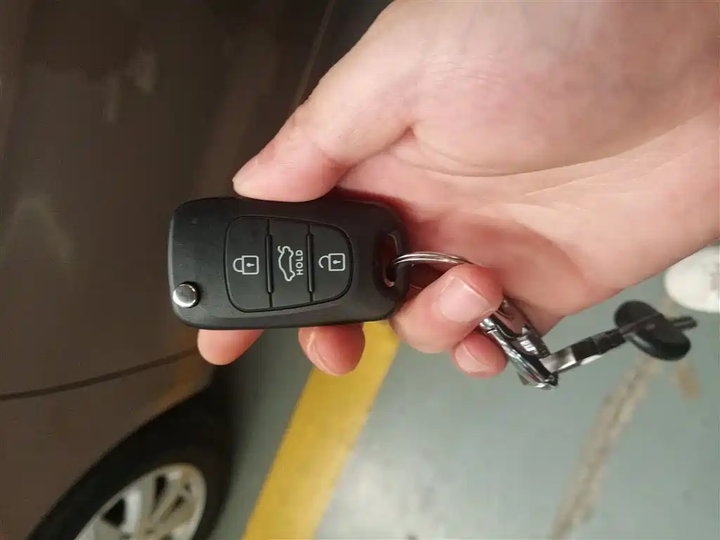 Kia K2 2015 Sedan 1.4L AT GLS фото 9