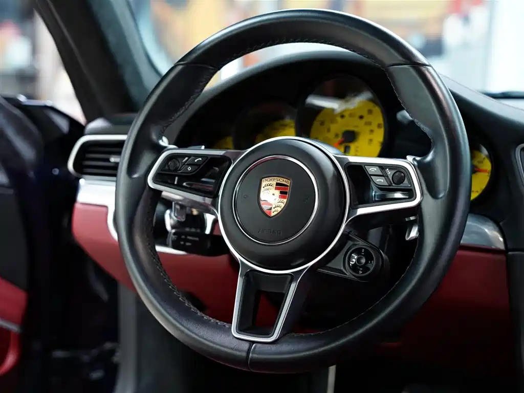 Porsche 911 2016 Carrera 3.0T фото 47