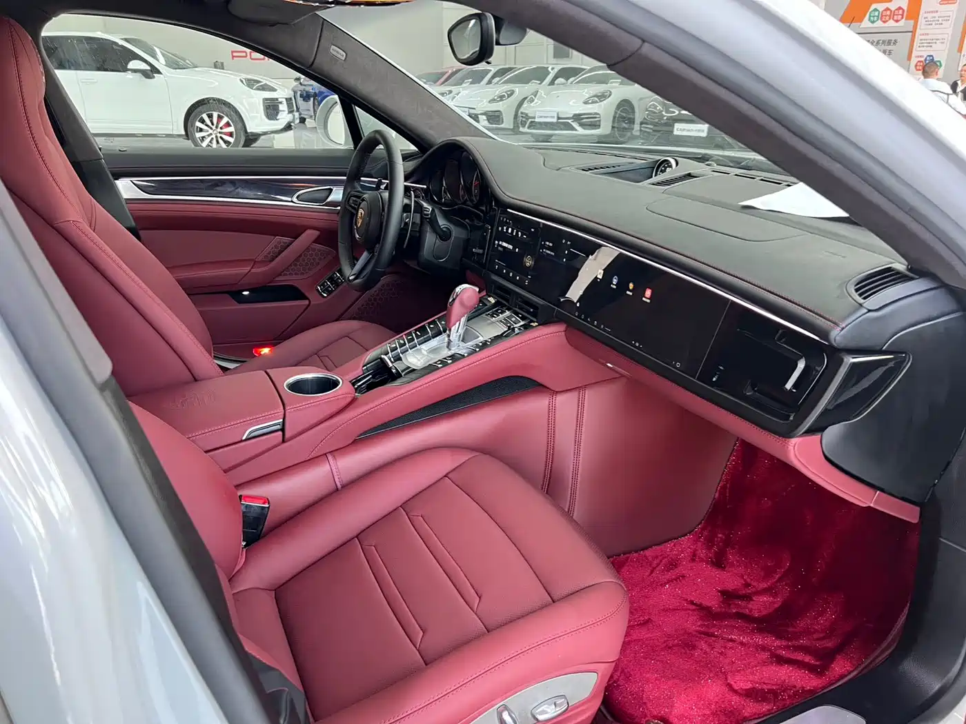 Porsche Panamera 2010 Panamera 3.6L фото 11