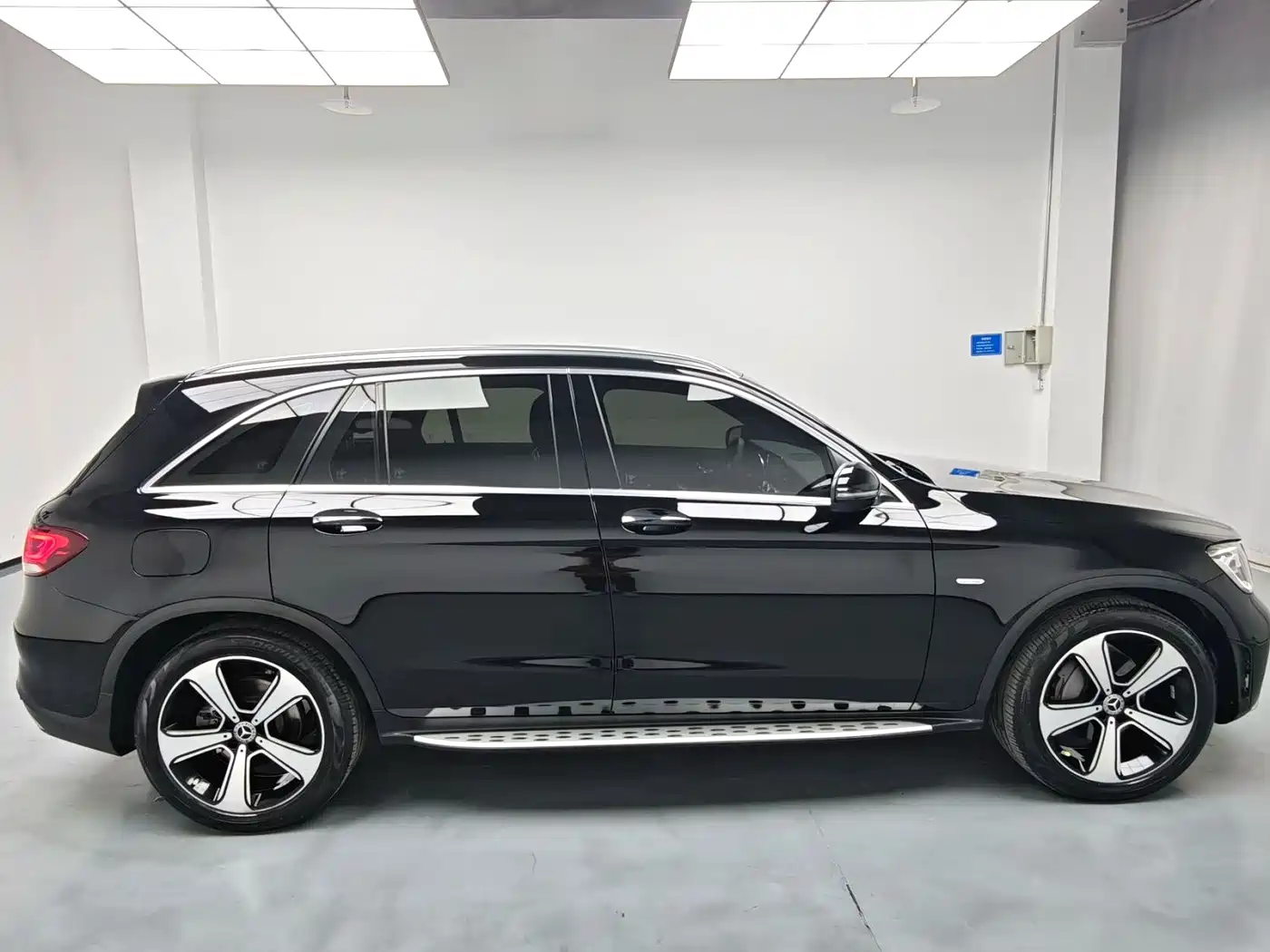 Mercedes-Benz GLC 2022 Model GLC 300 L 4MATIC Dynamic Edition фото 10