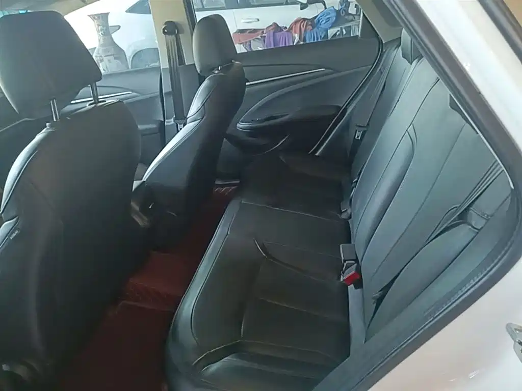 Buick Excelle 2021 Facelift 1.3T Auto Mild Hybrid Elite фото 17